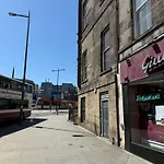 Picardy Place Apartment